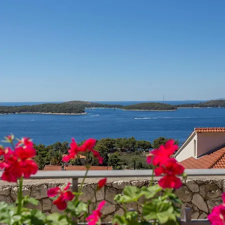 Apartment Ad Hvar *