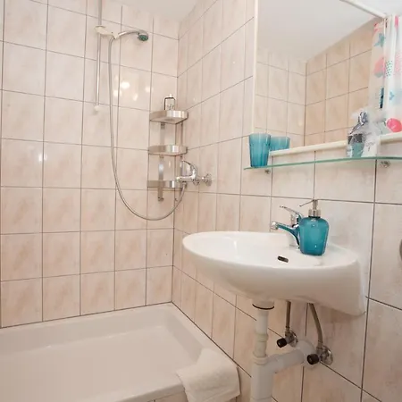 Ad Hvar アパート