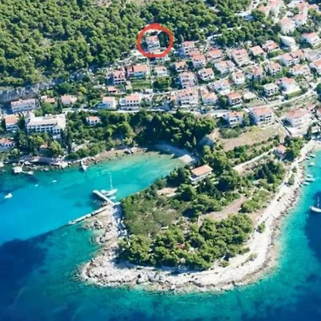 Ad Hvar דירה *