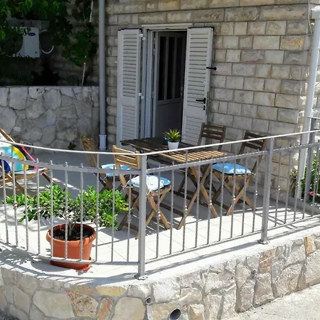 Ad Hvar *