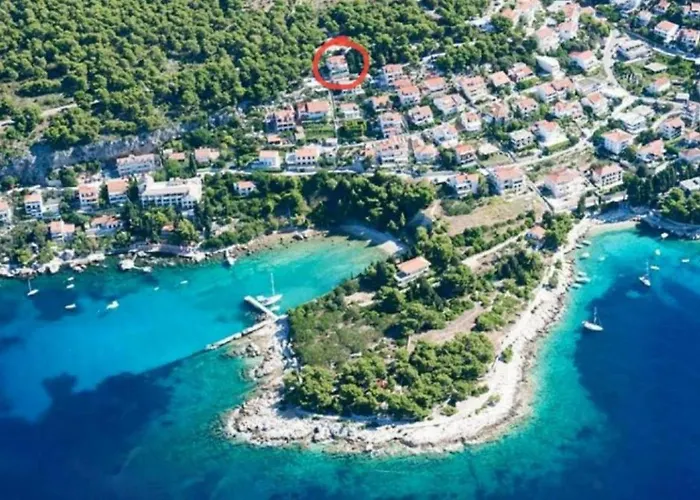 Ad Hvar Lejlighed *
